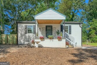Building Photo - 3099 Delowe Dr