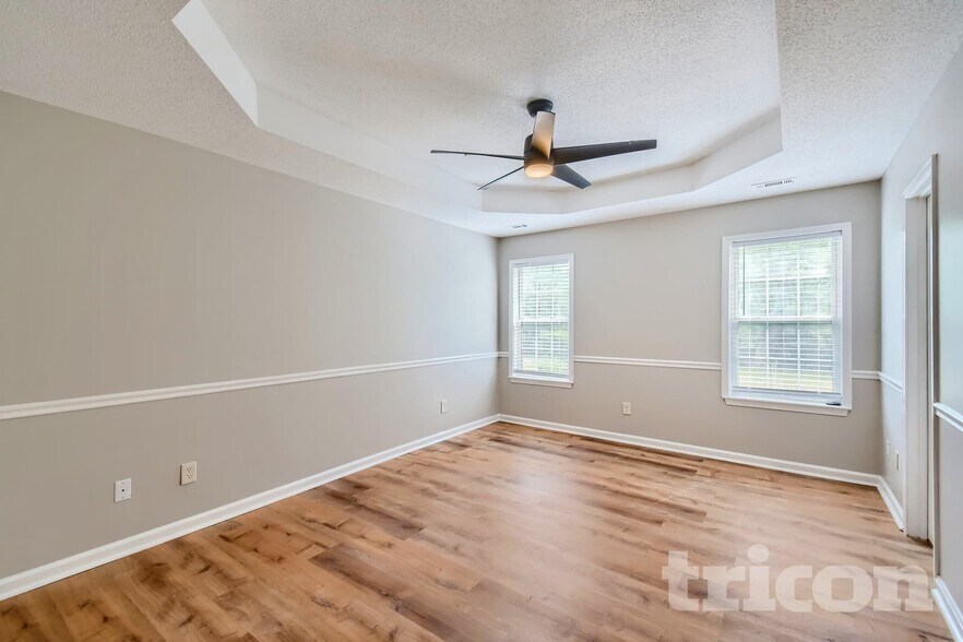 Building Photo - 120 Allen Oaks Way
