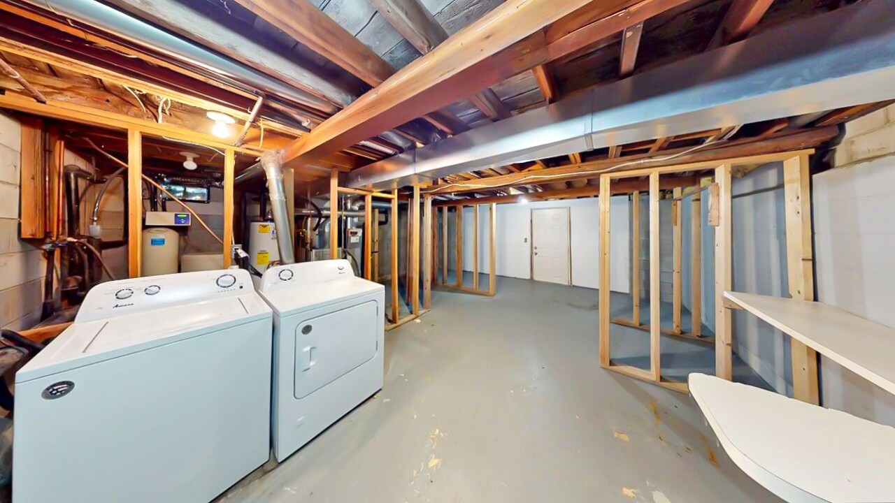Building Photo - 520 Hanlon Ave