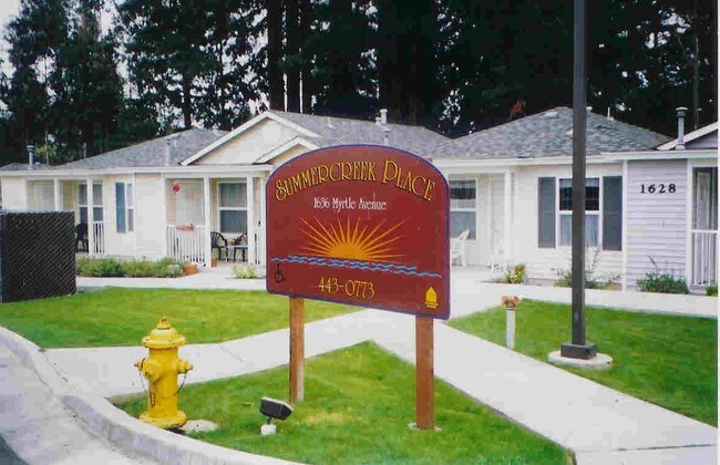 Primary Photo - Summercreek Place