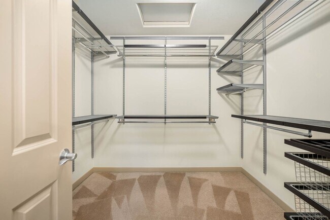 Building Photo - 23530 NE 13th Pl