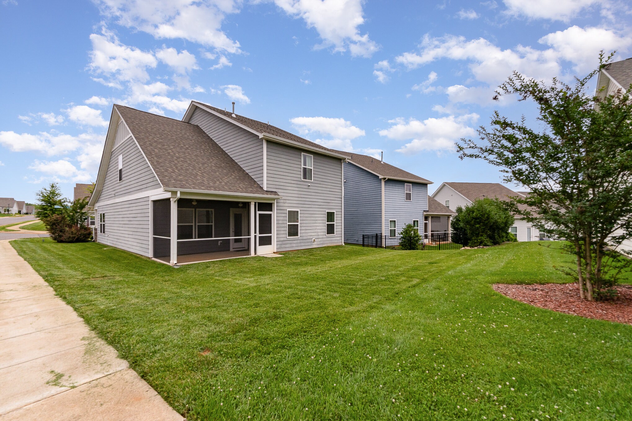 Building Photo - 40163 Crooked Stick Dr