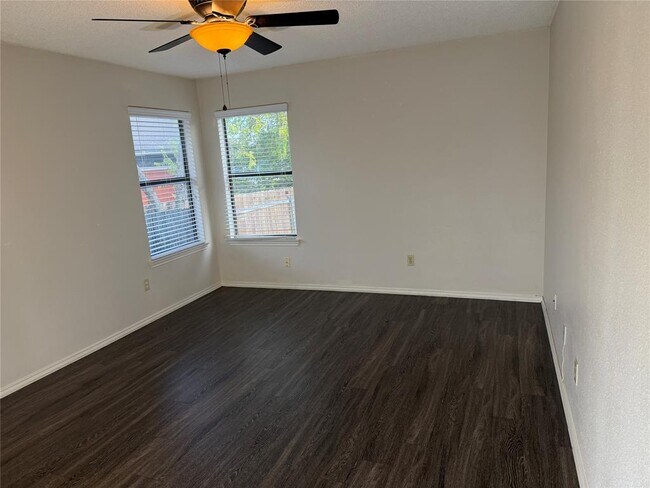 Building Photo - 4519 Keota Dr