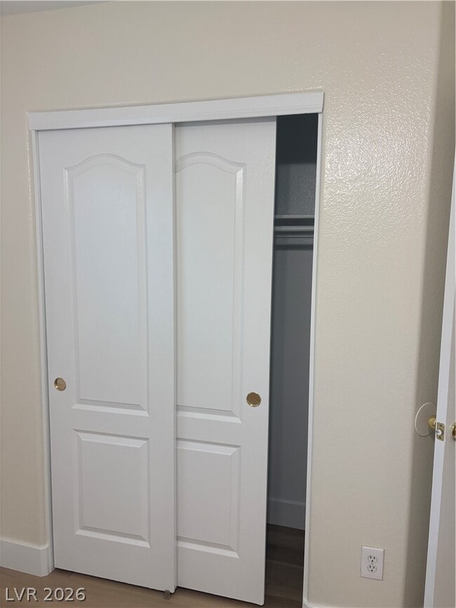 Building Photo - 9368 Pineneedle Ridge St