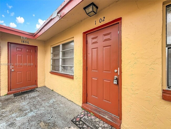 Building Photo - 1800 NW 52nd Ave