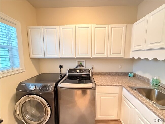 Building Photo - 6201 Applecross Rd