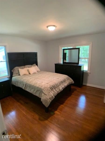 Building Photo - 4 br, 3 bath House - 2020 CHILDRESS Drive SW