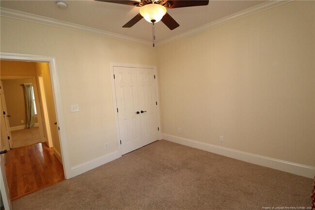 Building Photo - 7124 Blue Juniper Ct