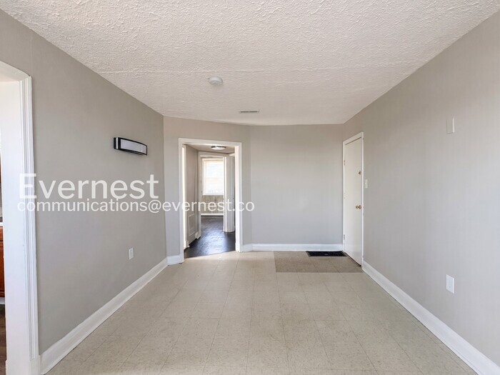 Building Photo - 1049 E Patapsco Ave