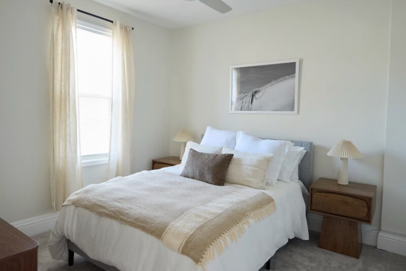 Building Photo - 2433 S 16th St