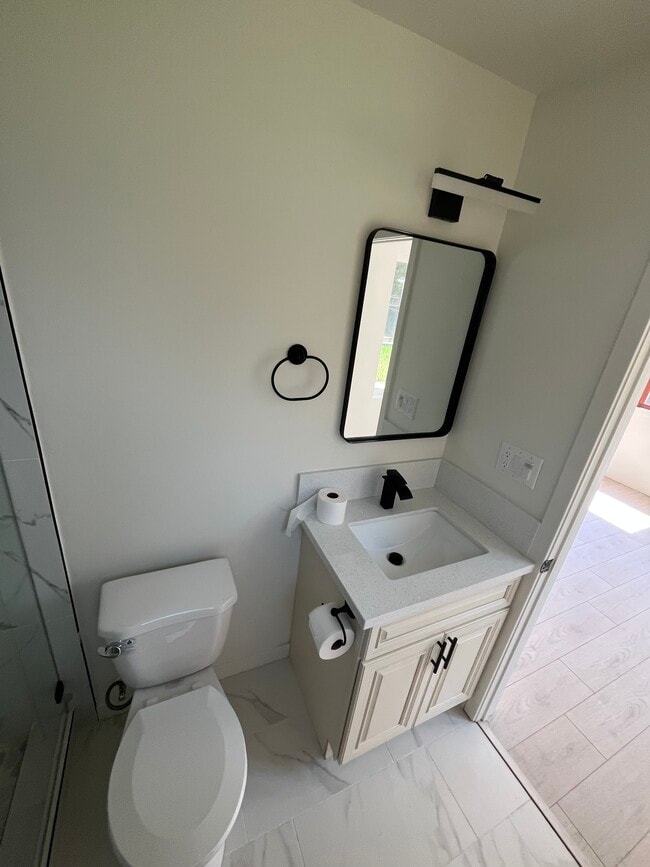 Building Photo - 14629 Haynes St