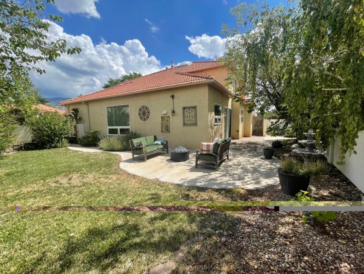 Building Photo - 6301 Puma Pl NE
