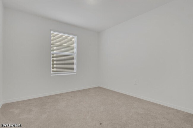 Building Photo - 19550 Fairhill Ct