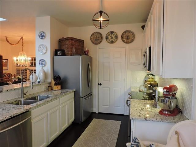 Building Photo - 420 Gershwin Way