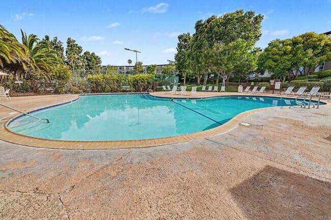 Building Photo - One Bedroom 1 Bath- Private Resort Complex Condo in Point Loma