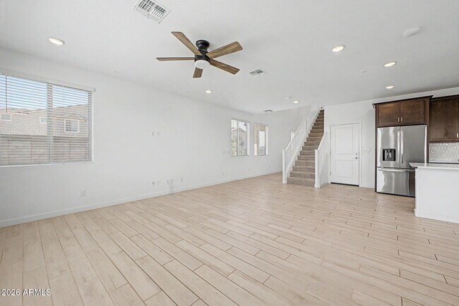 Building Photo - 3361 S 179th Dr