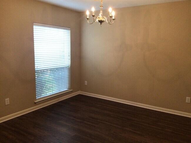 Building Photo - 1022 Yorkshire Hollow Ln