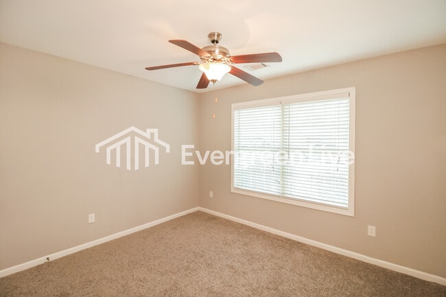 Building Photo - 171 Bradford Cir