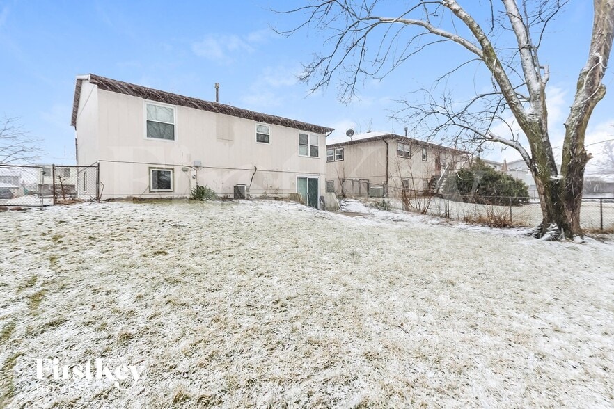 Building Photo - 19912 Monterey Ave