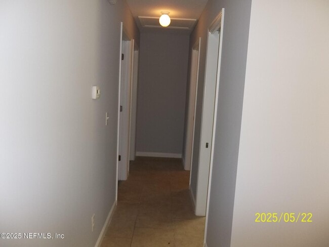 Building Photo - 7816 Delaroche Dr