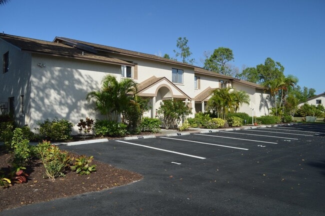 Building Photo - 26560 Southern Pines Dr