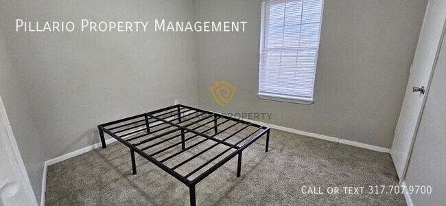 Building Photo - 933 N Dearborn-933