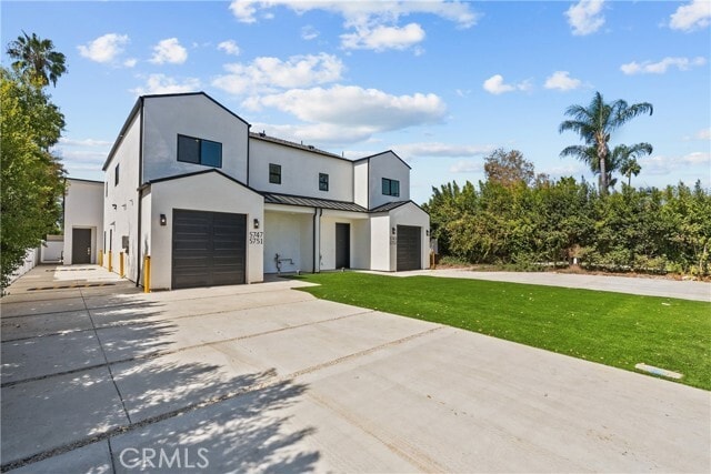 Building Photo - 5747 Vista Del Monte Ave