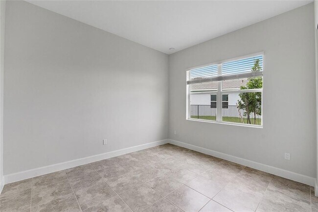 Building Photo - 5223 Liberty Ln