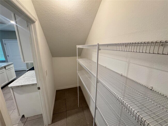 Building Photo - 2327 Ashberry Ridge Dr