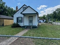 Building Photo - 3 Bedroom, 1 Bath Cape Cod Home w/Detached...