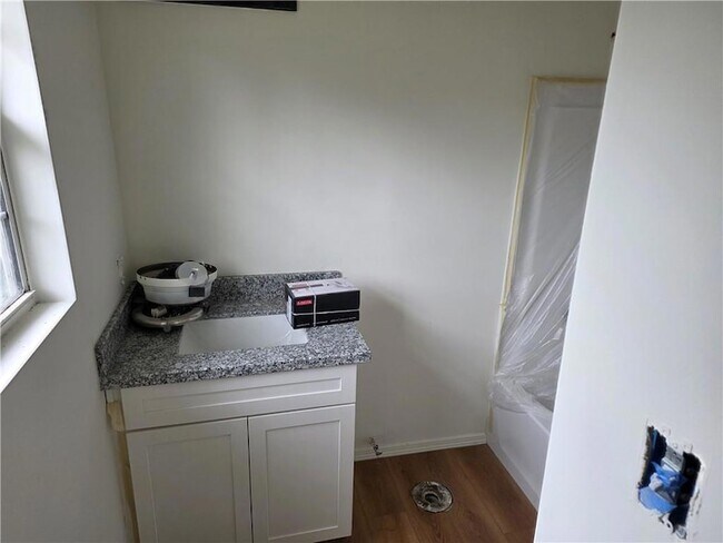 Building Photo - 72475 Jasmine St