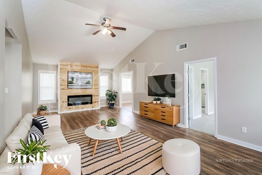 Building Photo - 1399 Ashbrook Dr NW