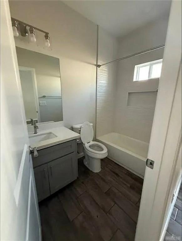 Building Photo - 20 Swallow Ave