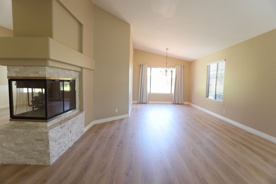 Building Photo - 30288 Mersey Ct
