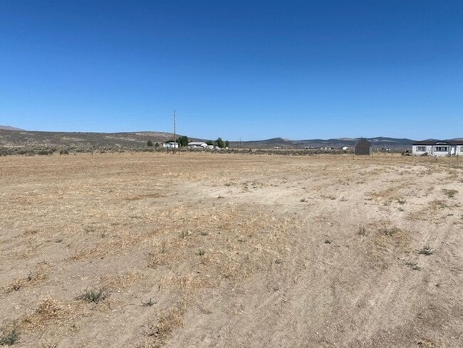 Building Photo - Renovated Single Wide with great features ...