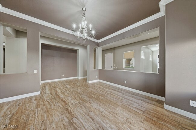 Building Photo - 916 Viscanio Pl