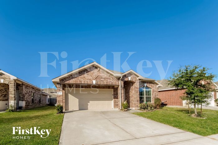 Building Photo - 21711 Barred Owl Dr