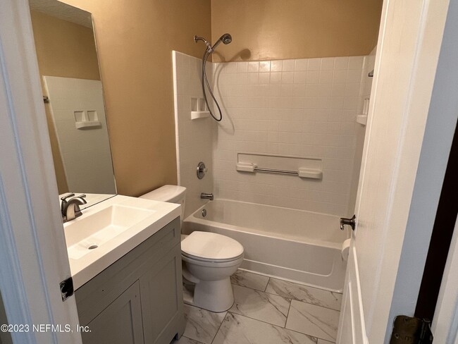 Building Photo - 4078 Pebble Brooke Circle South