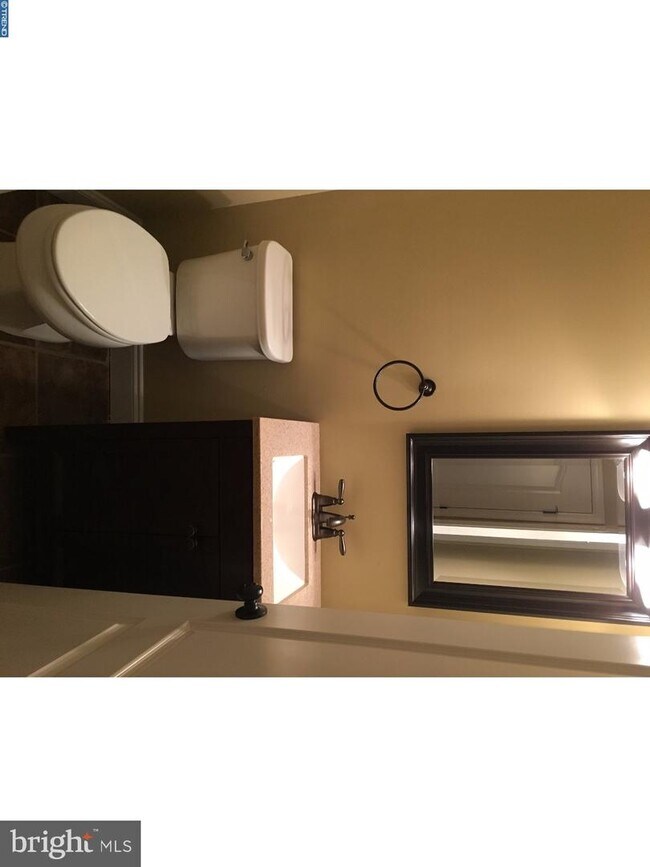 Building Photo - 16 Belmont Ave