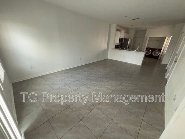 Building Photo - 9015 Gifford Dr