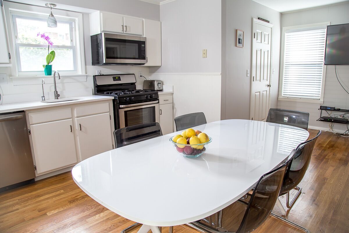 Building Photo - 14 Union St