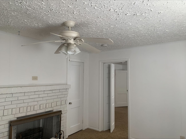 Building Photo - 940 39th St