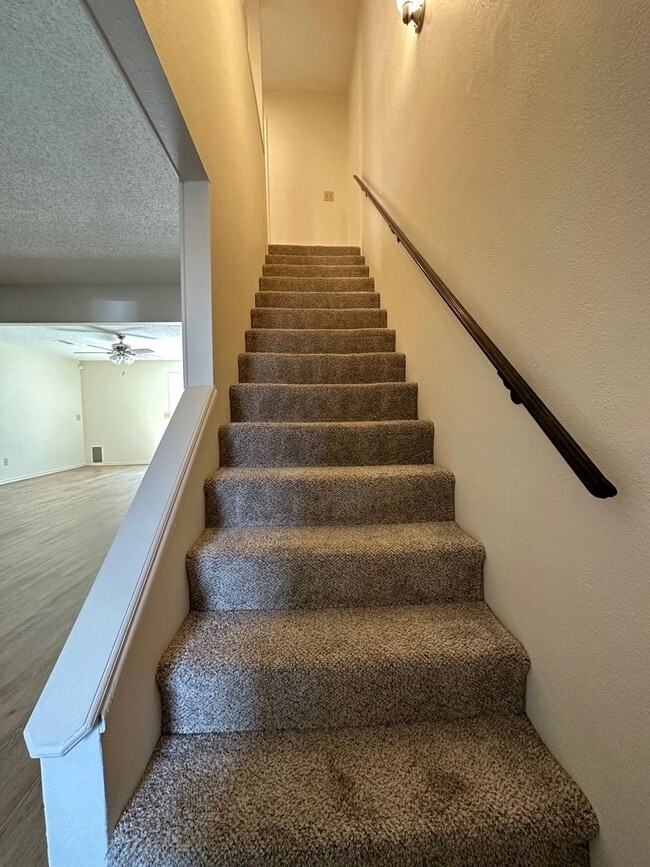 Building Photo - 4409 Alicia Dr