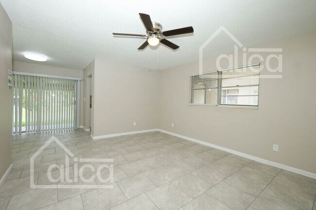 Building Photo - 2242 Willie Mays Pkwy
