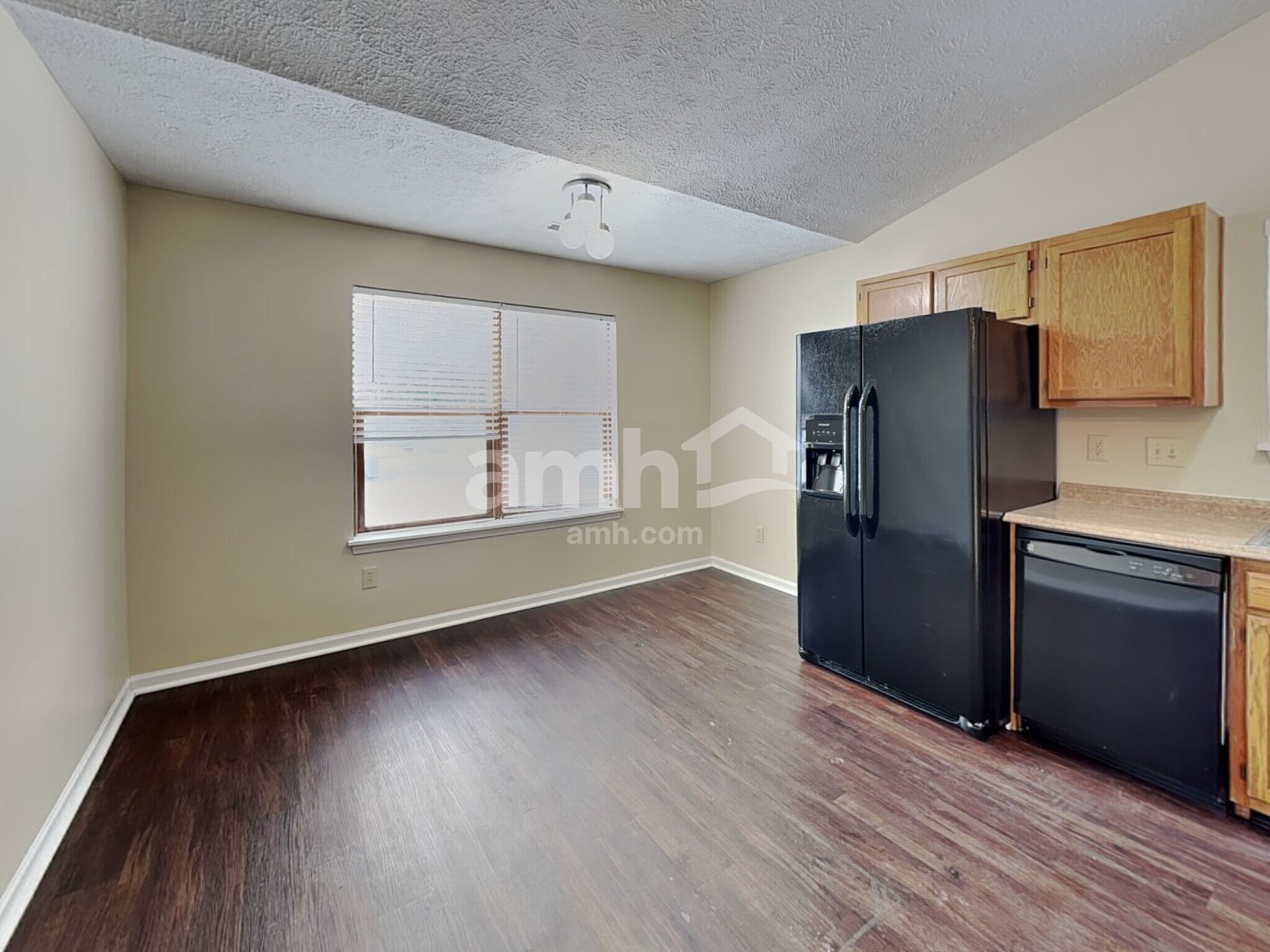 Building Photo - 6813 Marksman Ct