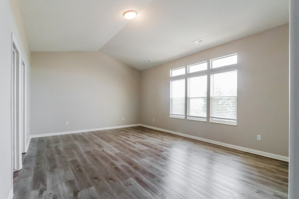 Building Photo - 1412 Pebblecreek Dr S