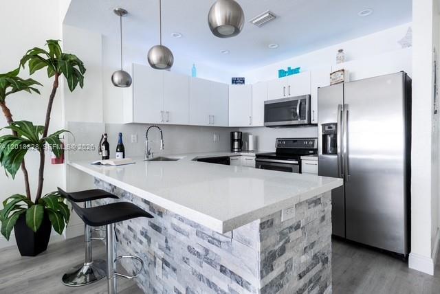 Building Photo - 3725 S Ocean Dr