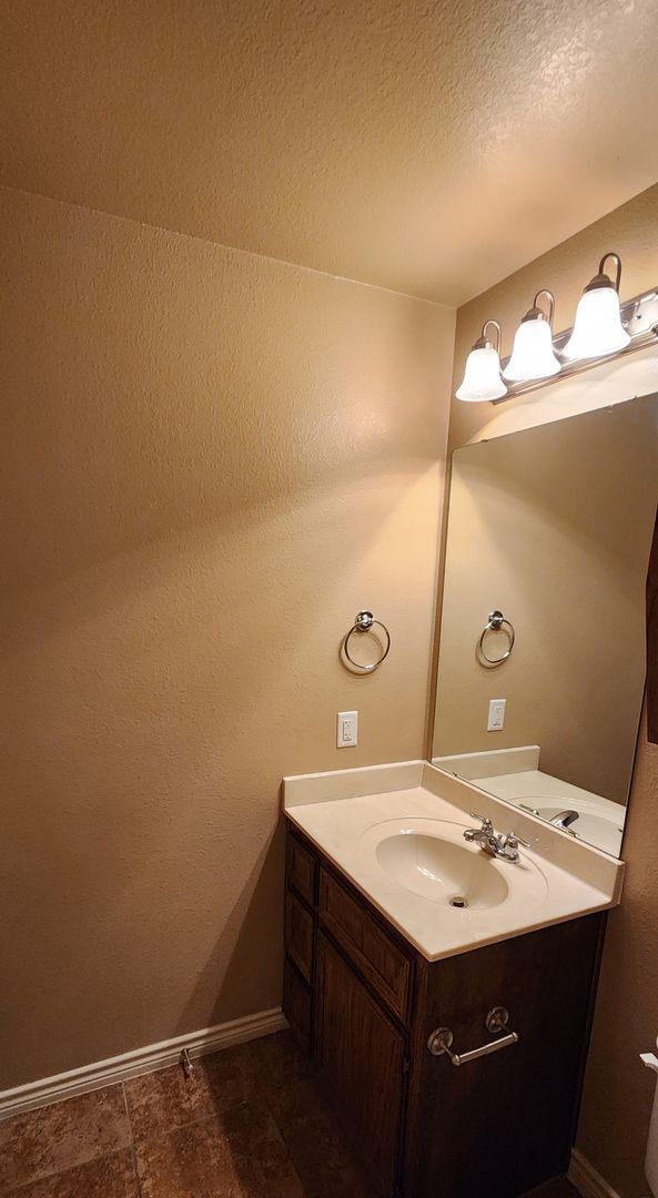 Building Photo - 4701 Passion Flower Loop