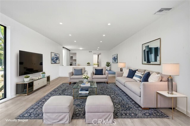 Building Photo - 7301 Vista Del Mar