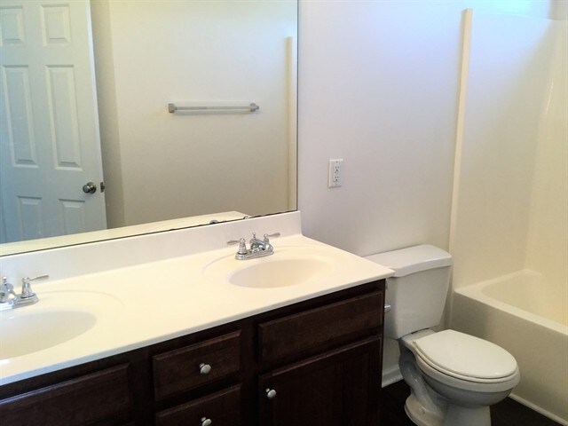 Building Photo - 3912 Carolina Cherry Dr